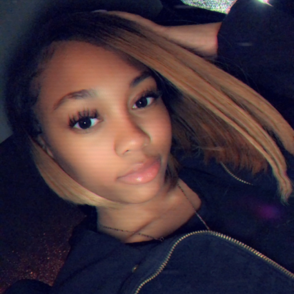 Meet your Posher, Mone'